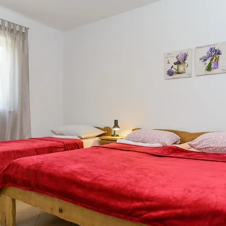 Antikar Apartament Sevid